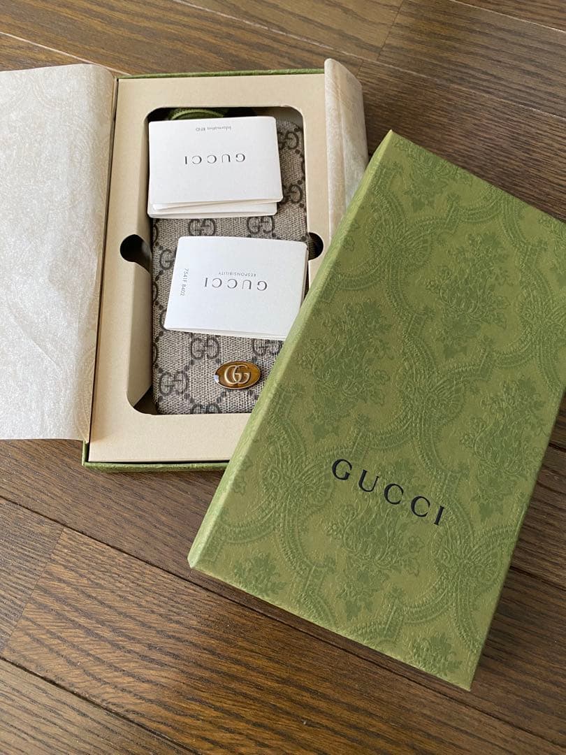 GUCCI iPhone 11 Pro Max レザーカバー