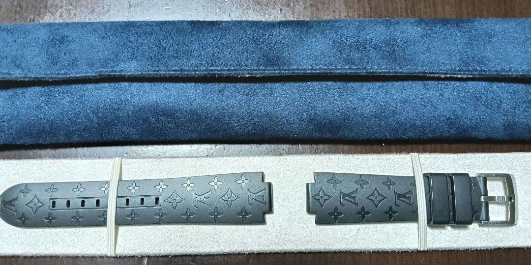 【専用】ルイヴィトン 純正 モノグラムラバーストラップ L