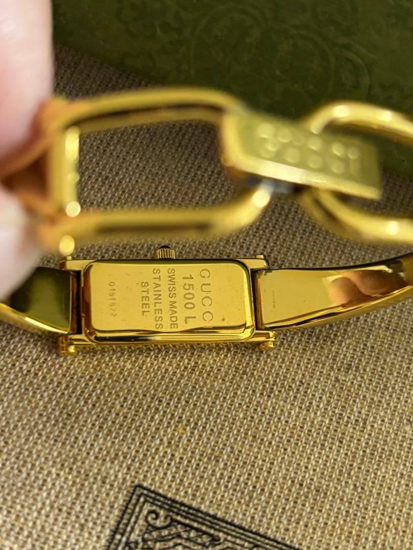 GUCCIグッチ バングル ウォッチ