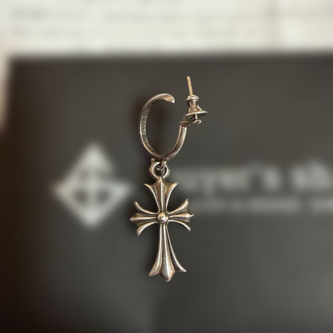 シルバー クロスモチーフ ピアス(片耳用)