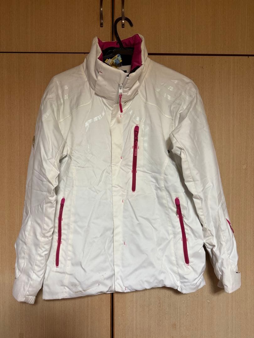 【値下げ】デサント スキーウェア（女性用）上下セット※値下げ交渉可