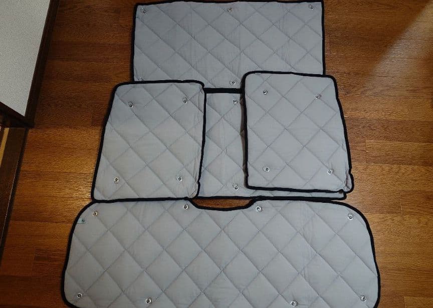 デリカ D5　Aizu アイズ　マルチシェード リア 5枚セット