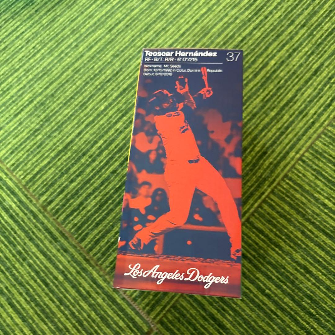 7/23 球場配布 ドジャース テオスカー•ヘルナンデス ボブルヘッド 非売品