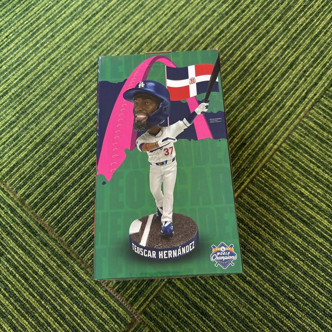 7/23 球場配布 ドジャース テオスカー•ヘルナンデス ボブルヘッド 非売品