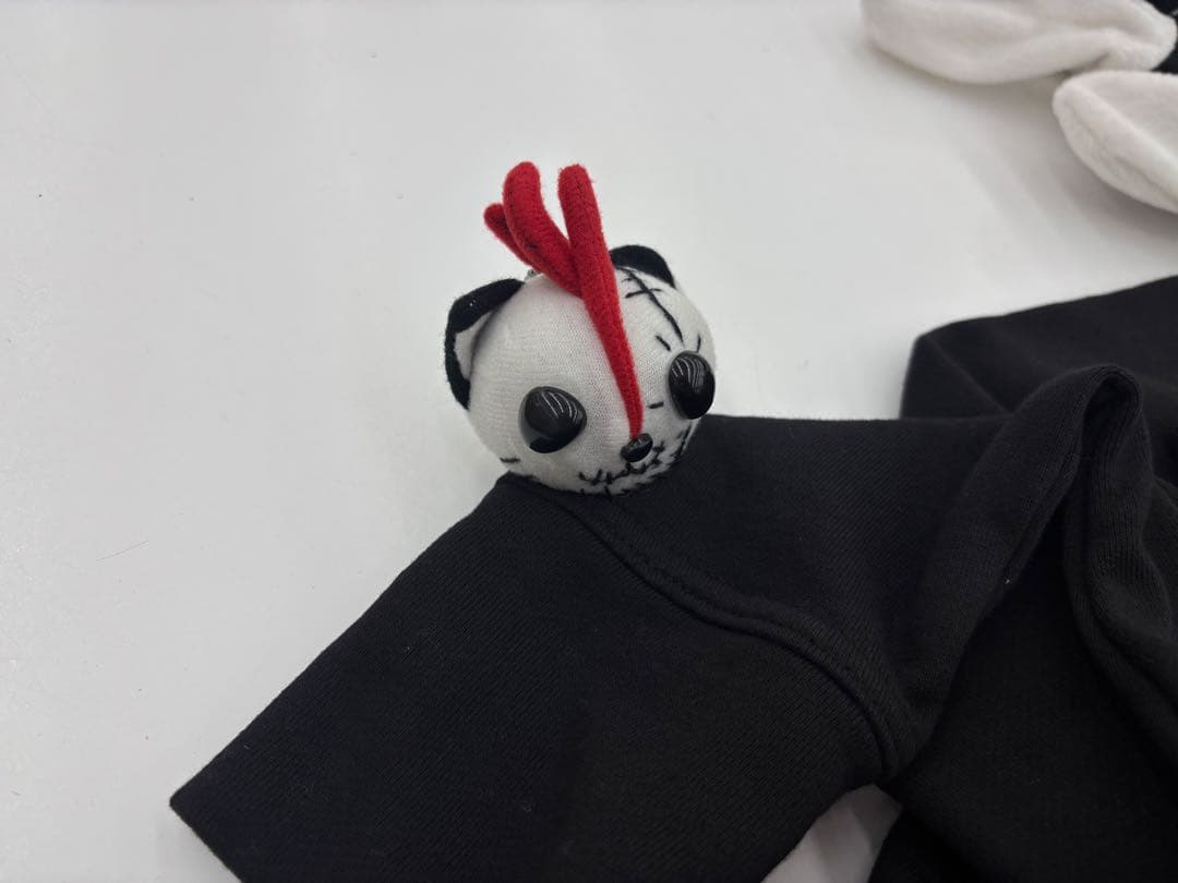 【Y56】HANGRY&ANGRY ぬいぐるみ付き　パーカー