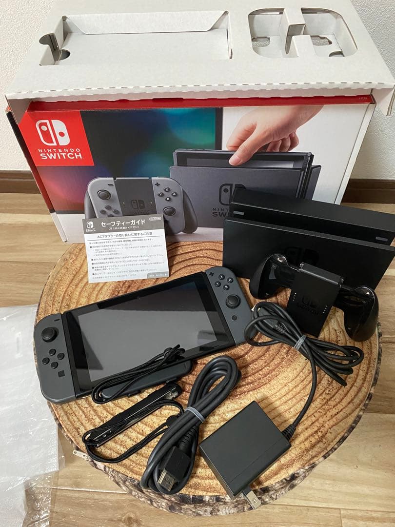 Nintendo Switch ニンテンドースイッチ本体　グレー ⑦