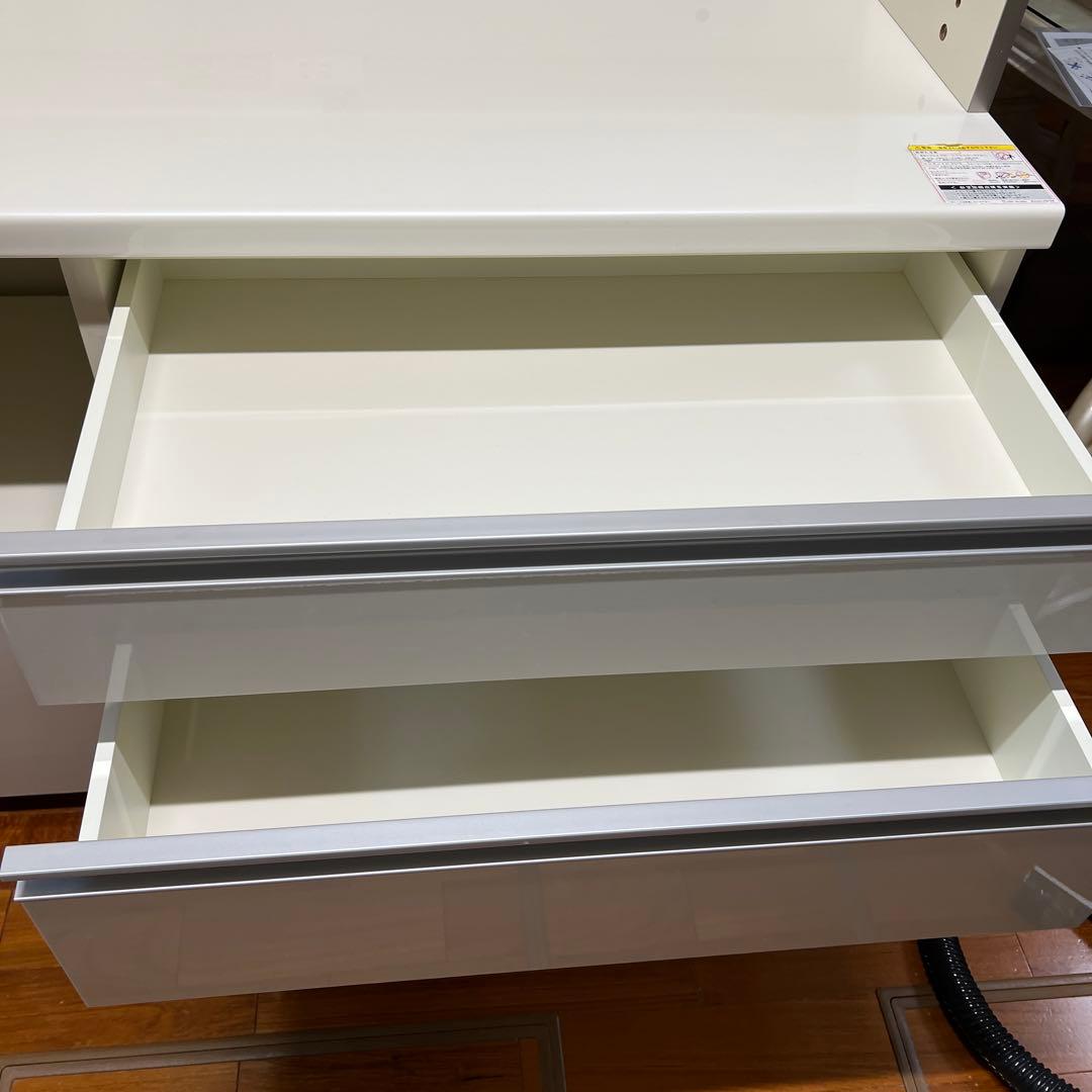 美品　パモウナ 食器棚