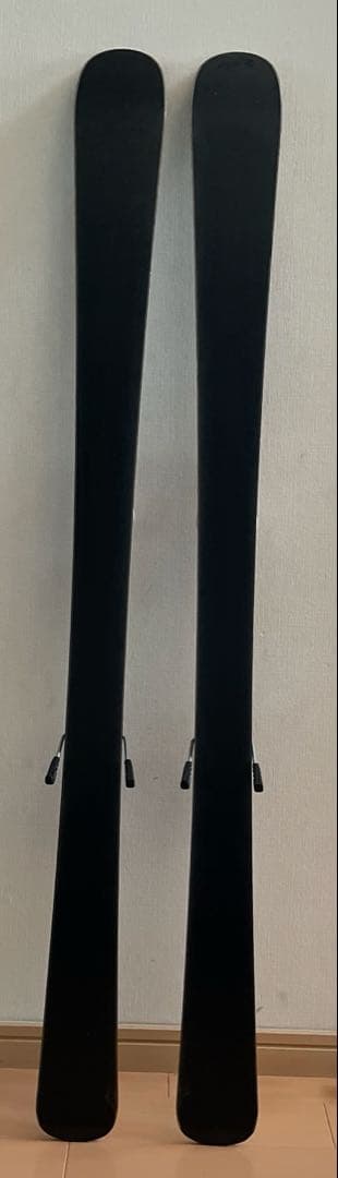 ELAN 130cm pinball ジュニア スキー板 サロモンストック付