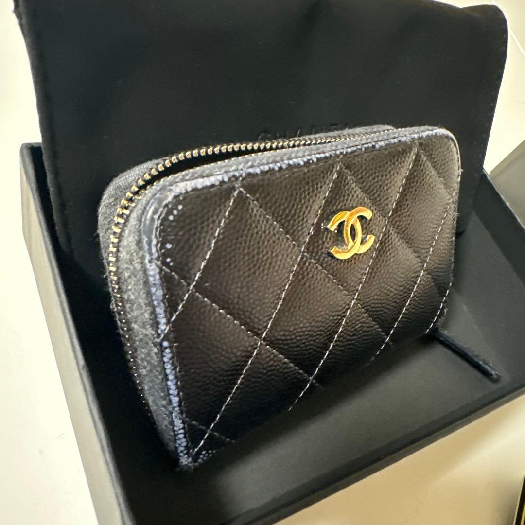 CHANEL シャネル　キャビアスキン　マトラッセ　ケース　財布