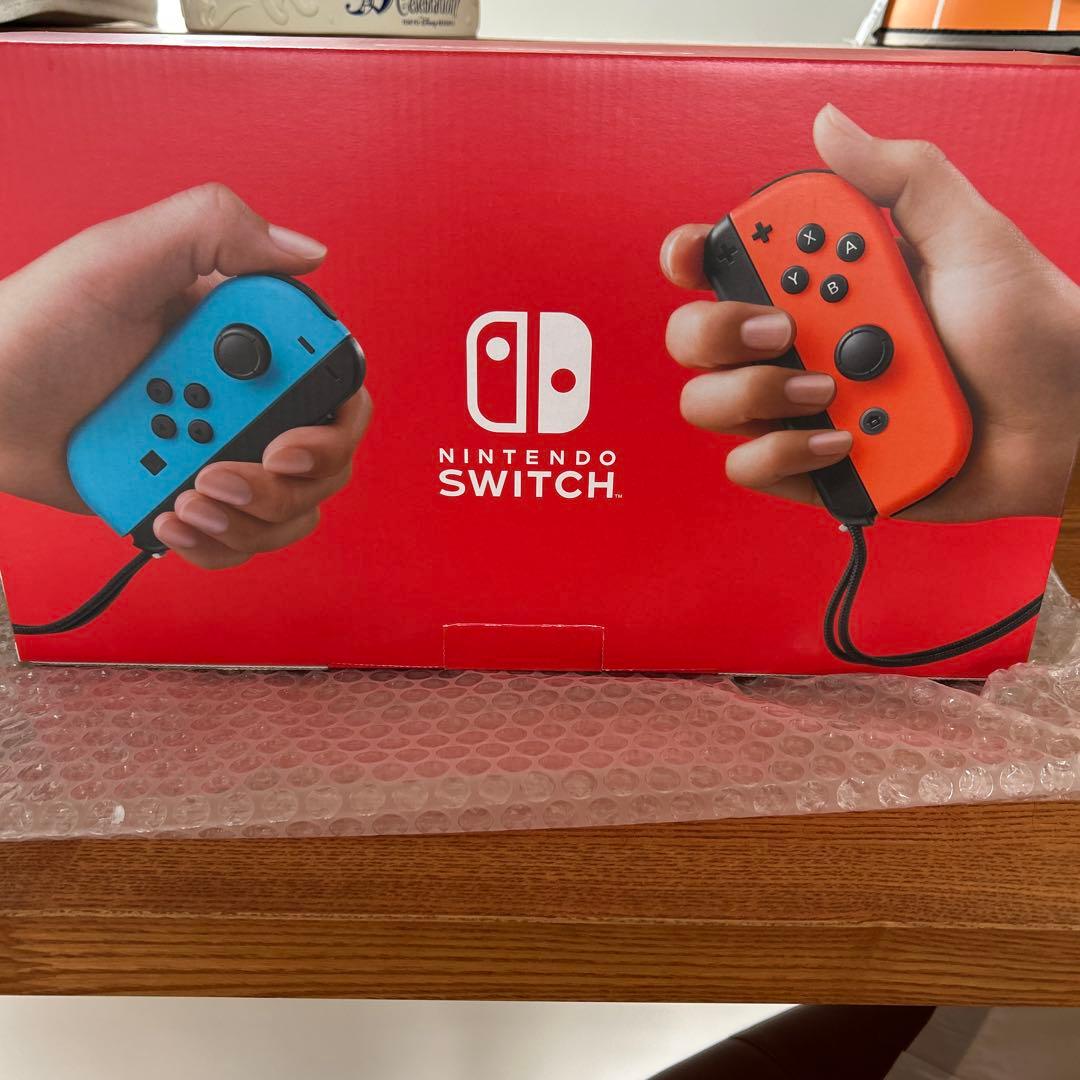 ニンテンドー　Switch 本体　新品