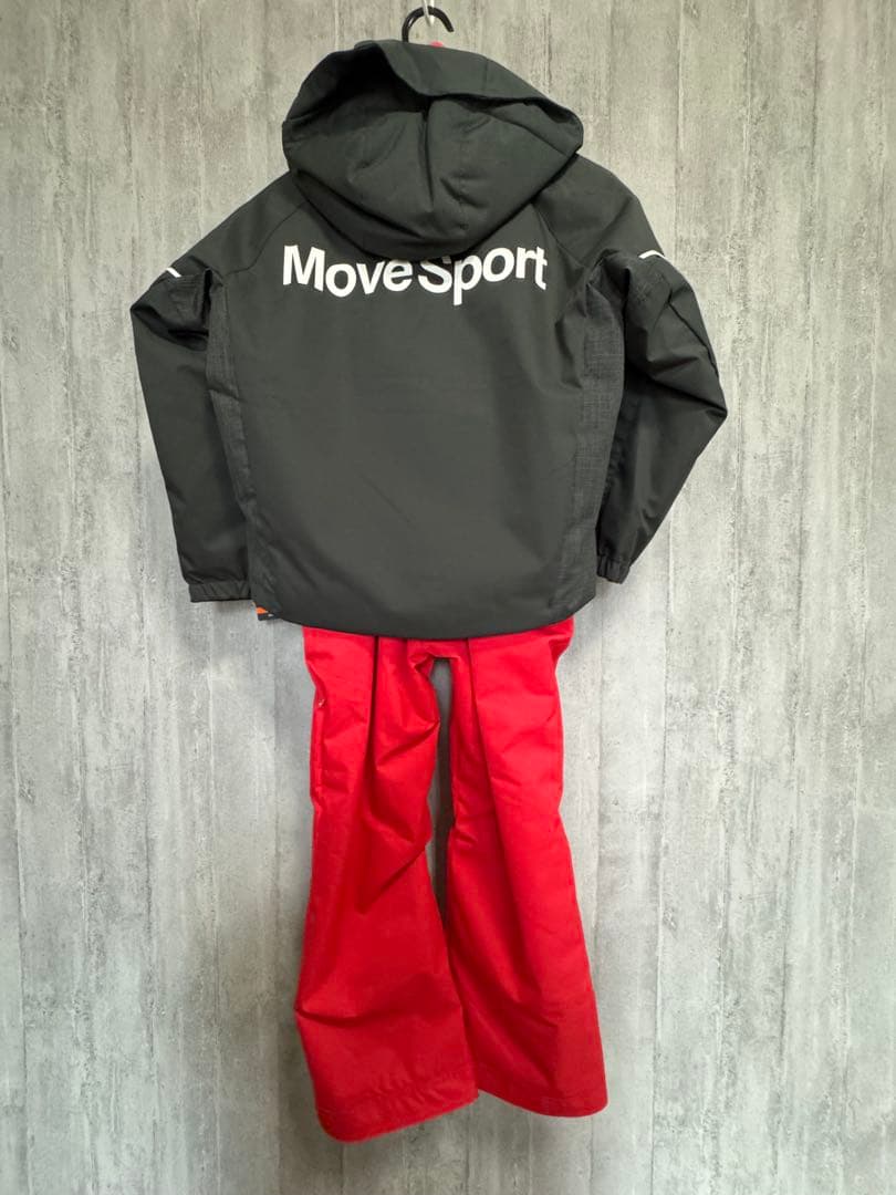 【新品未使用 タグ付き】デサント Move Sport スキーウェア130サイズ