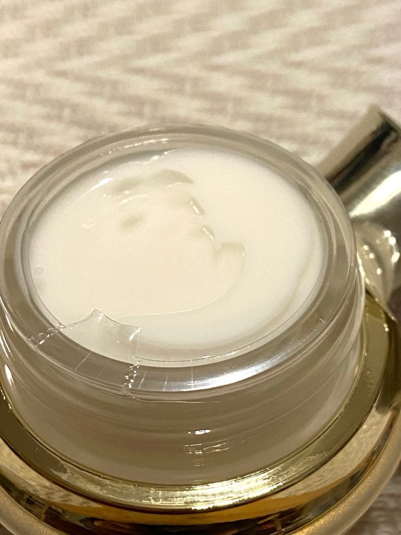 インフィニティ　クリームベリエスト