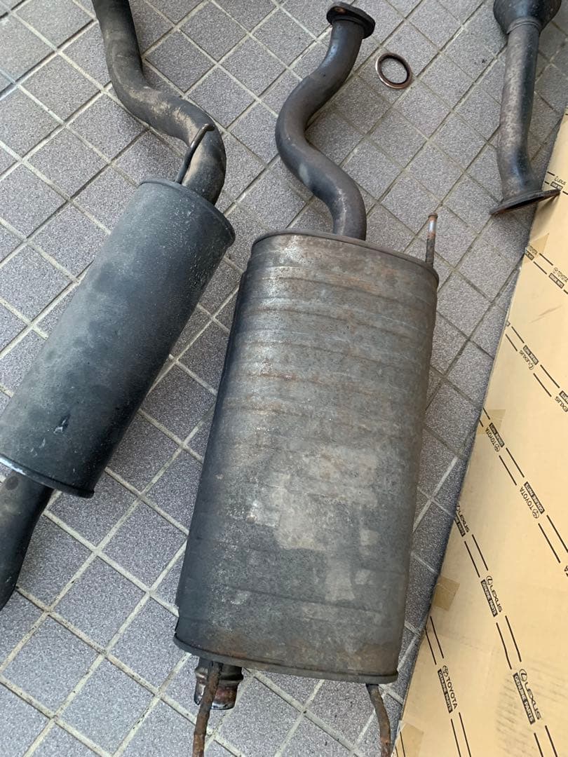ランドクルーザー100ディーゼル用　トヨタ純正 ランクル100 マフラー