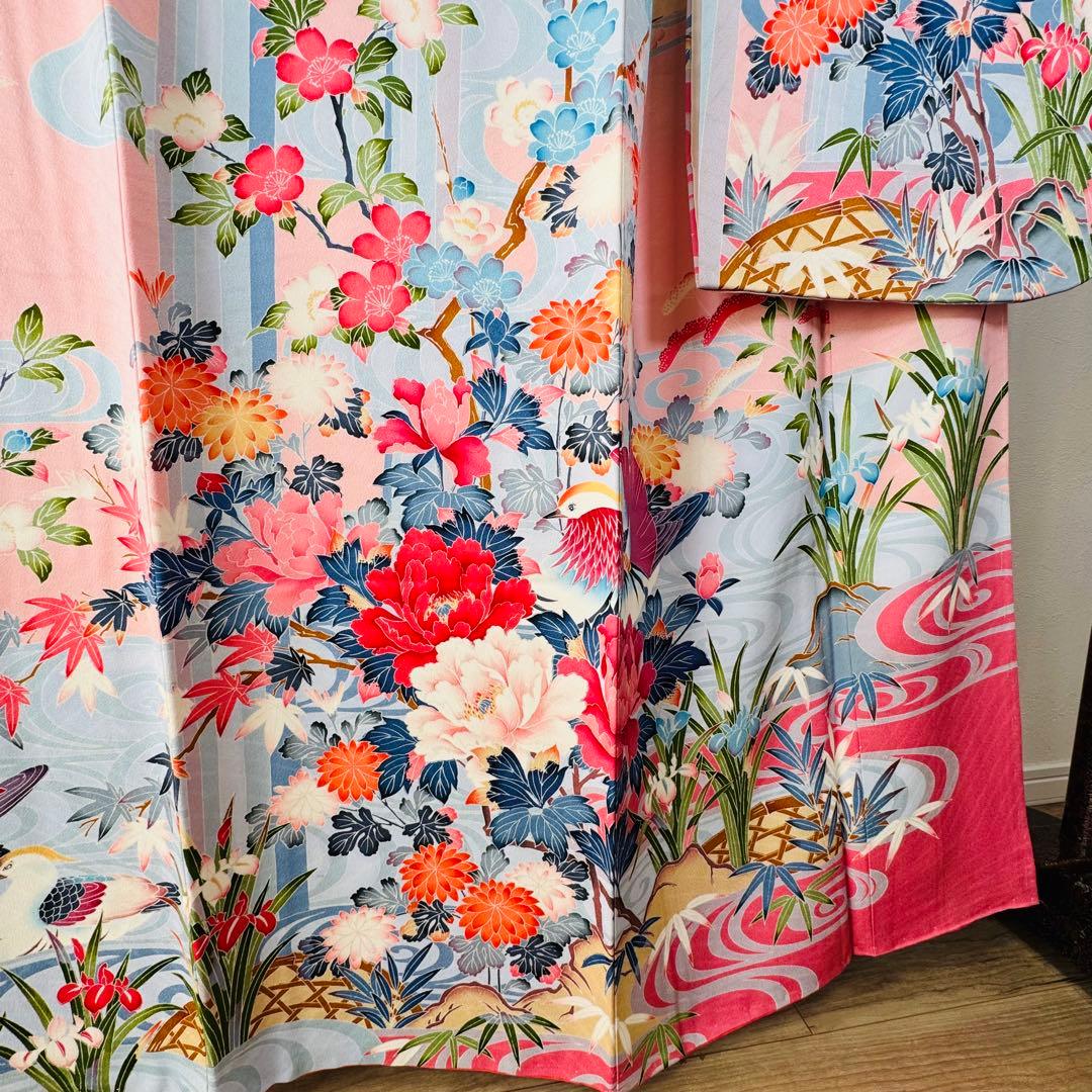 美品　現代　振袖　成人式　着物　正絹　164.5裄67 ピンク　水色　紅色　花柄