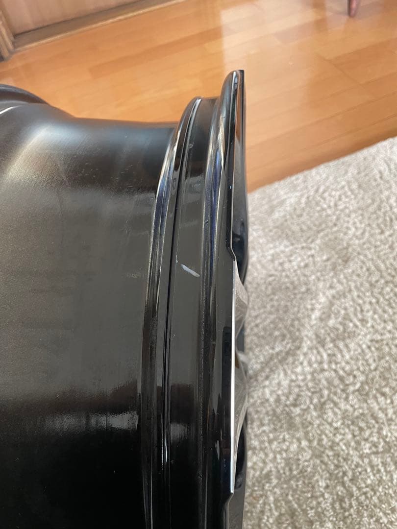 ④ホンダ ヴェゼル18インチホイール