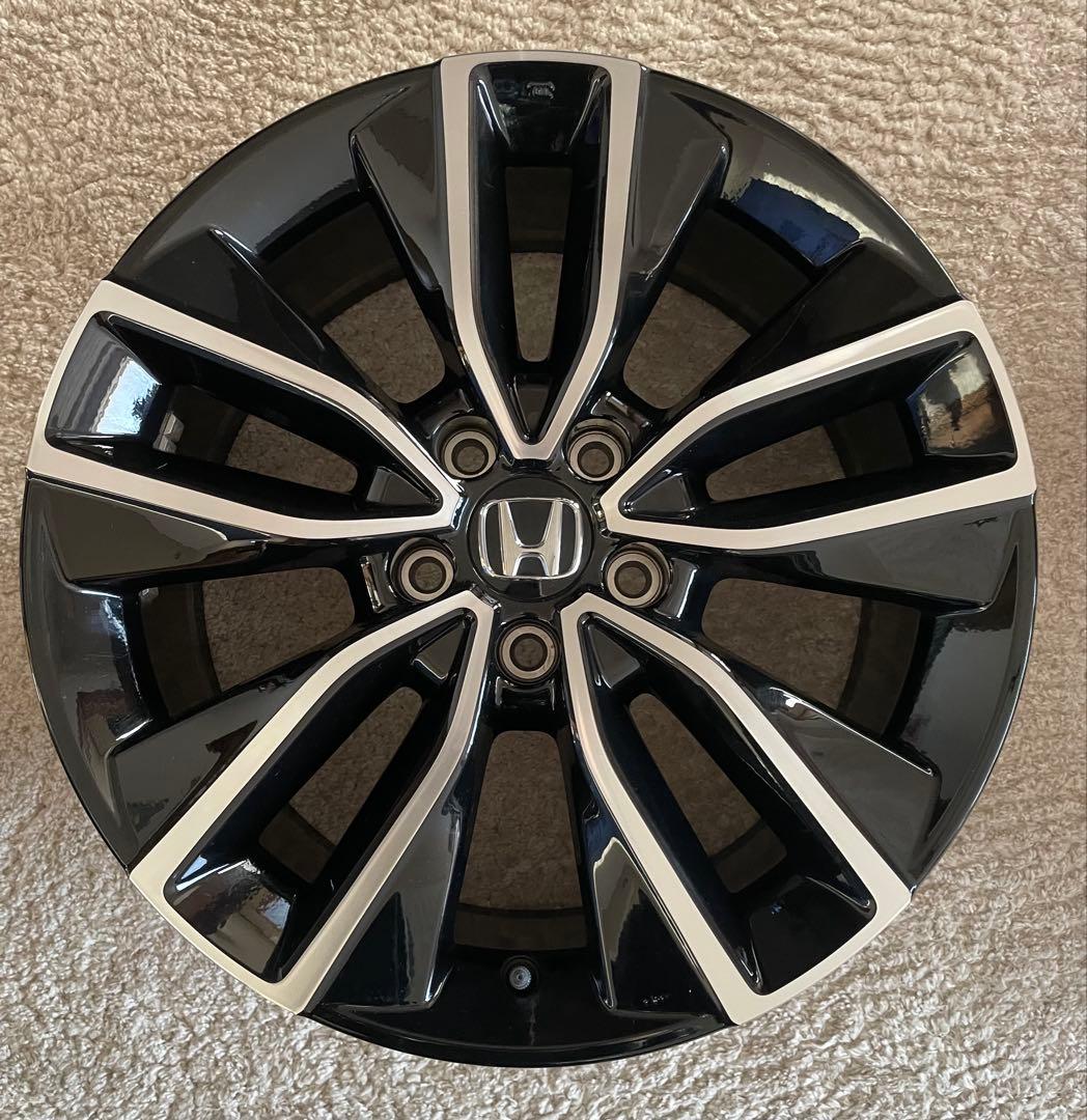 ④ホンダ ヴェゼル18インチホイール