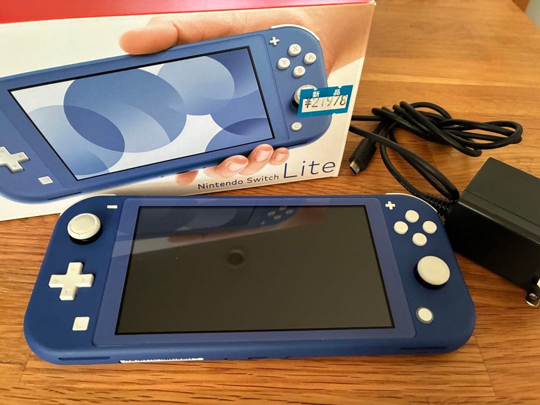 Nintendo Switch Lite 青色 本体 箱 ACアダプター付き