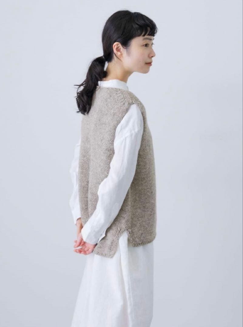 【美品】 URBAN RESEARCH かぐれ ペルーニットベスト グレー