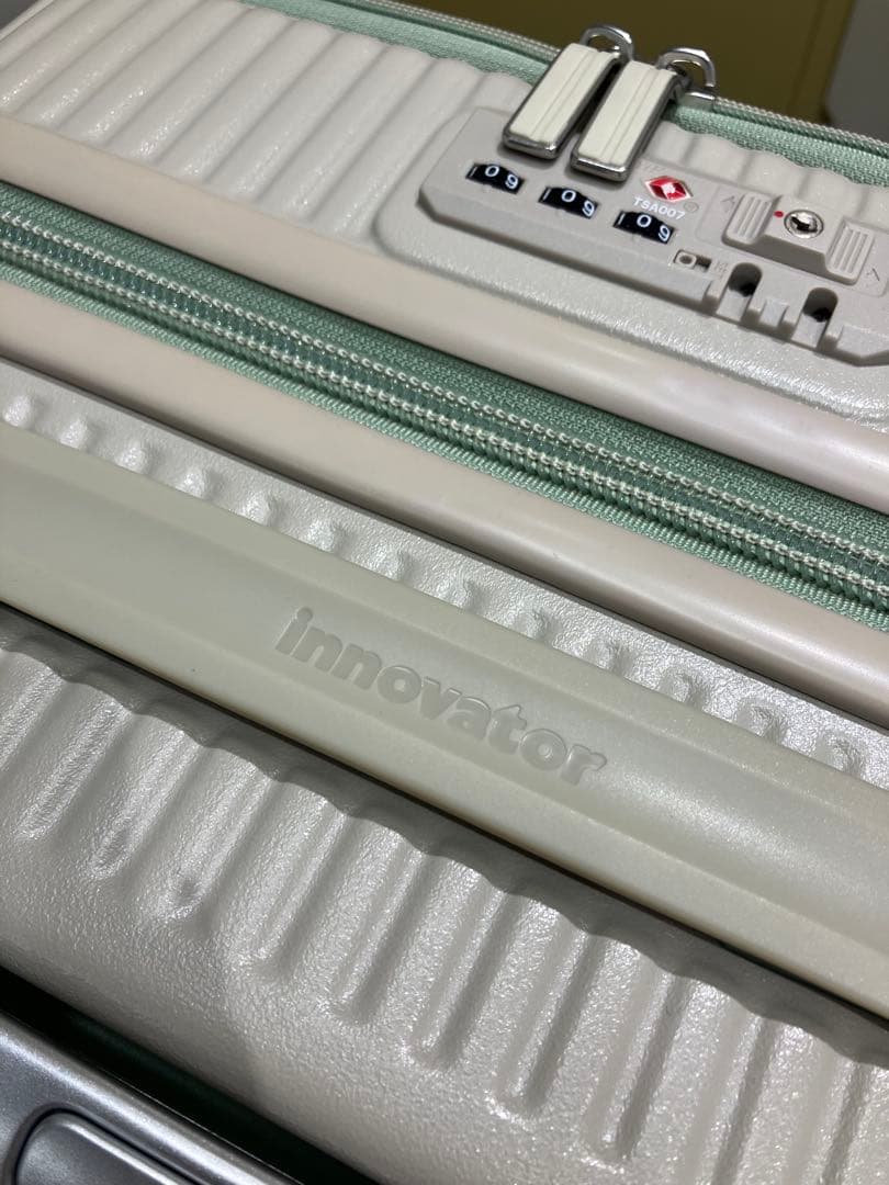 めぐめぐ　イノベーター　55L サンドベージュ　スーツケース