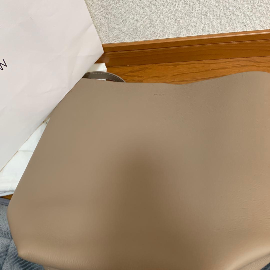 正規品 美品 THE ROW ザロウ トートバッグ LARGE ラージ トープ