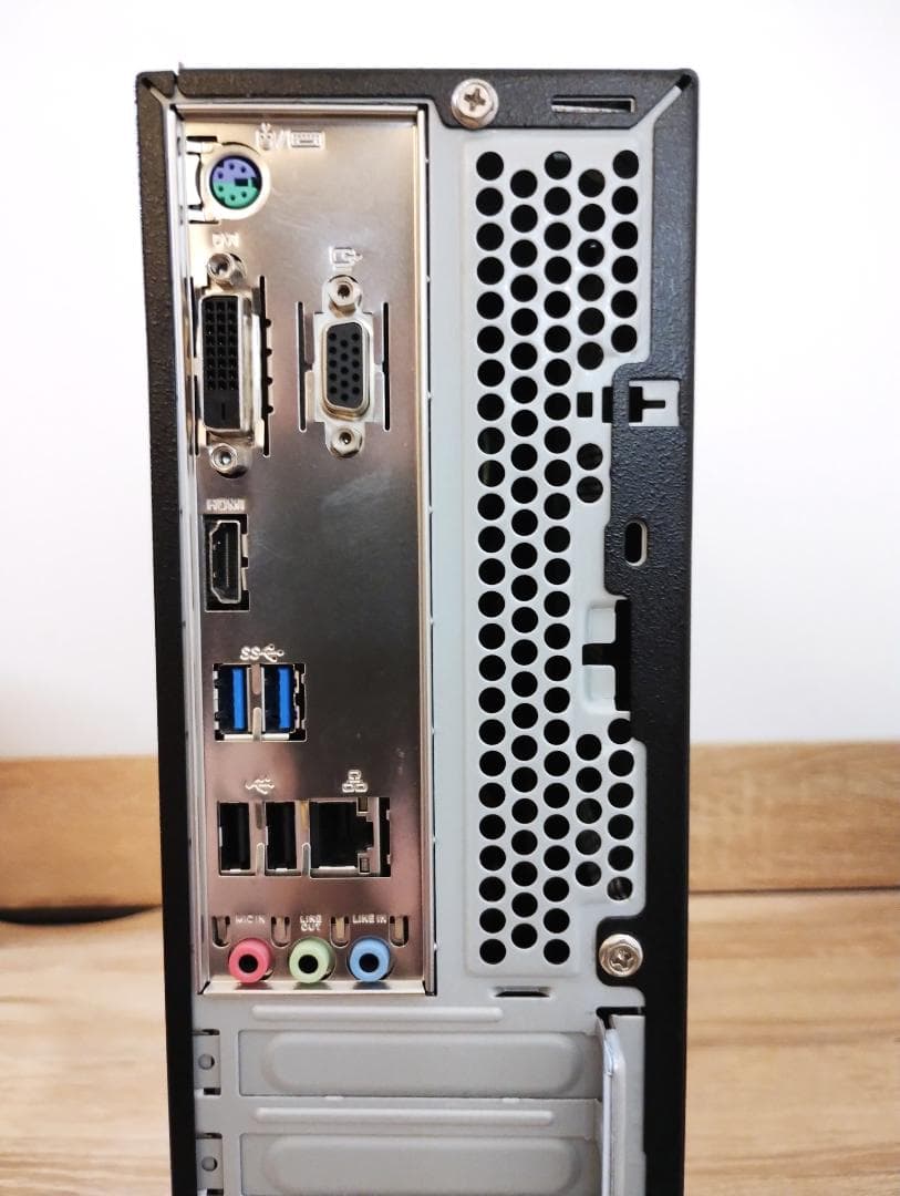 デスクトップPC/Windows11/Core i3/メモリ8G/Office