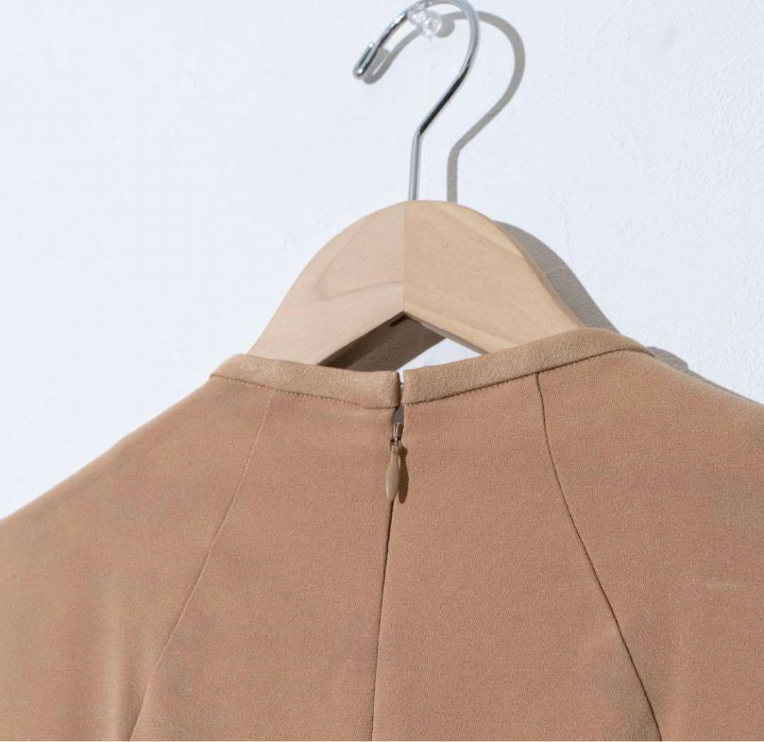 mame マメ　クロゴウチ　フラワープリントスリーブドレス