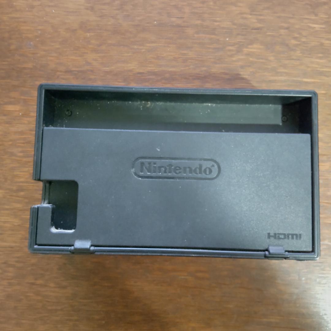 Nintendo Switch　本体 ドッグ　コンセント