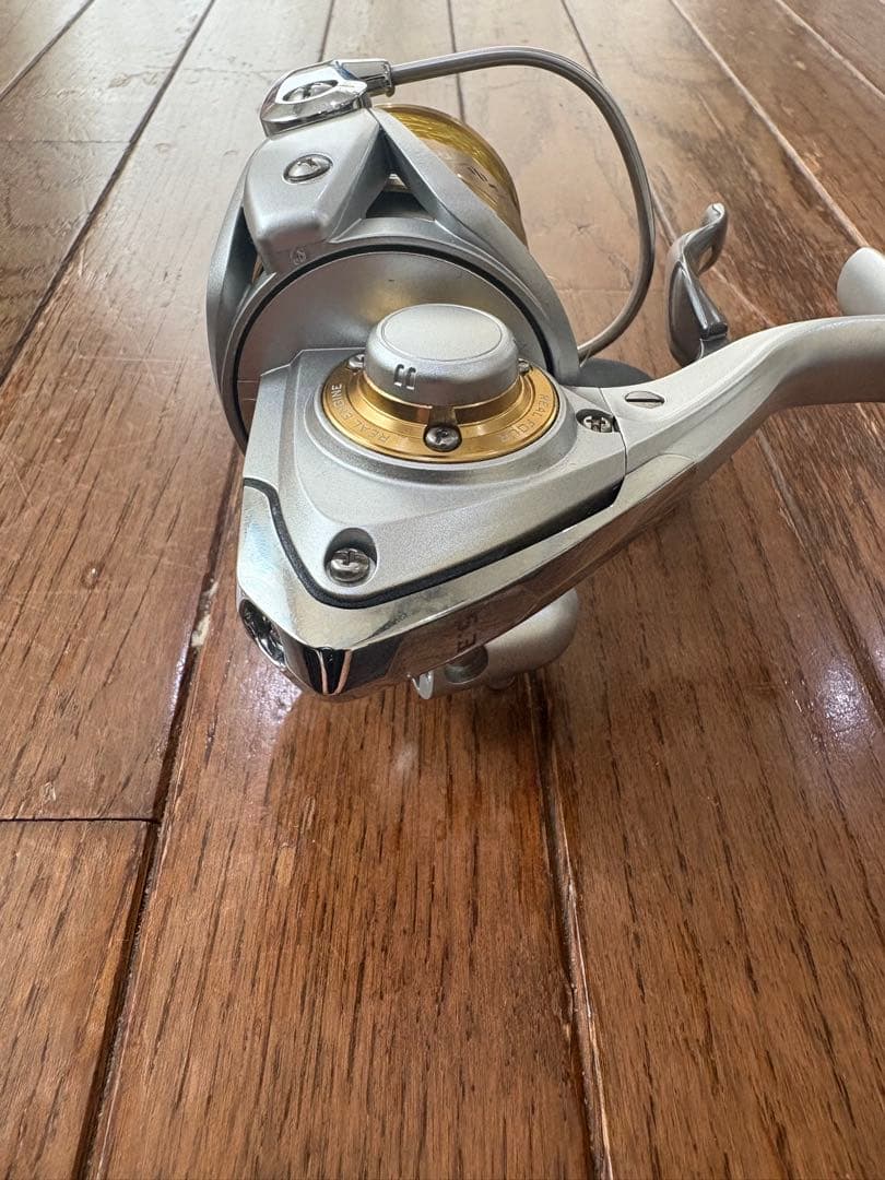 ダイワ　トライソ2500LBD