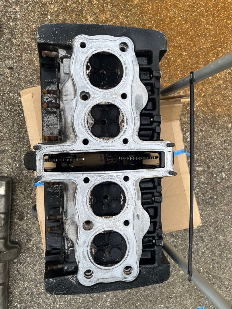 XJR400 4HM 4気筒DOHCエンジンヘッド(実働)