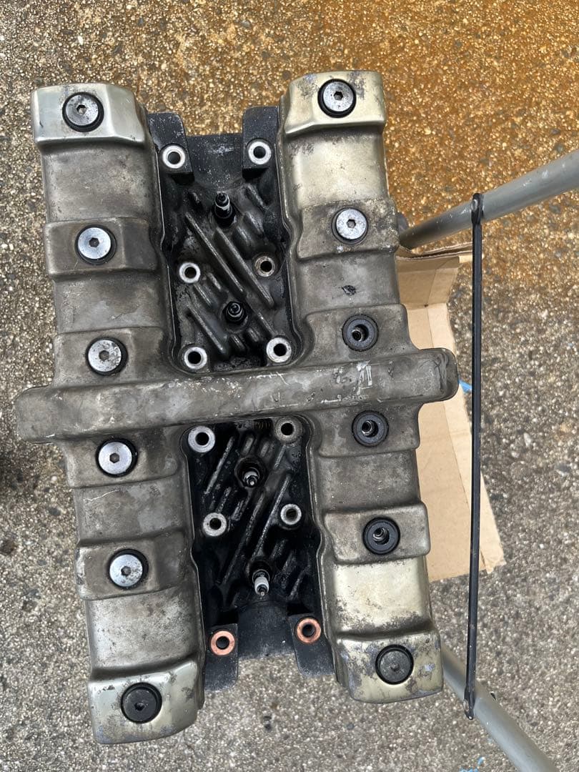 XJR400 4HM 4気筒DOHCエンジンヘッド(実働)