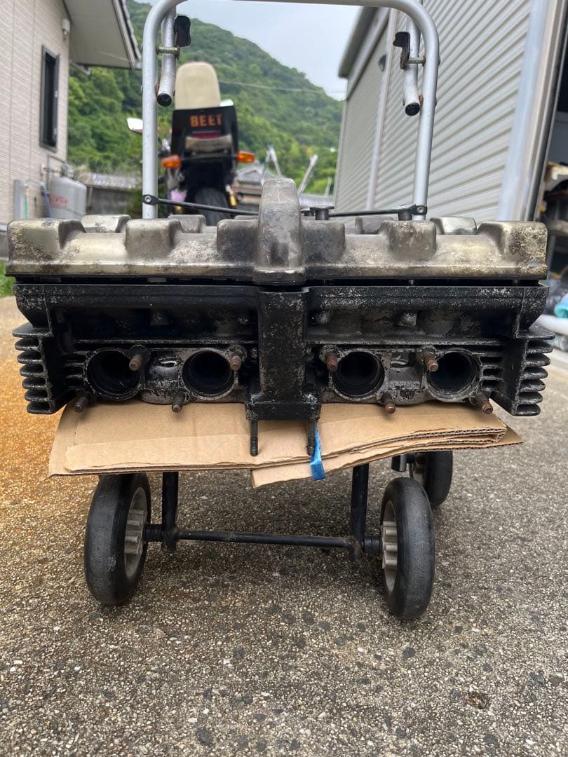 XJR400 4HM 4気筒DOHCエンジンヘッド(実働)