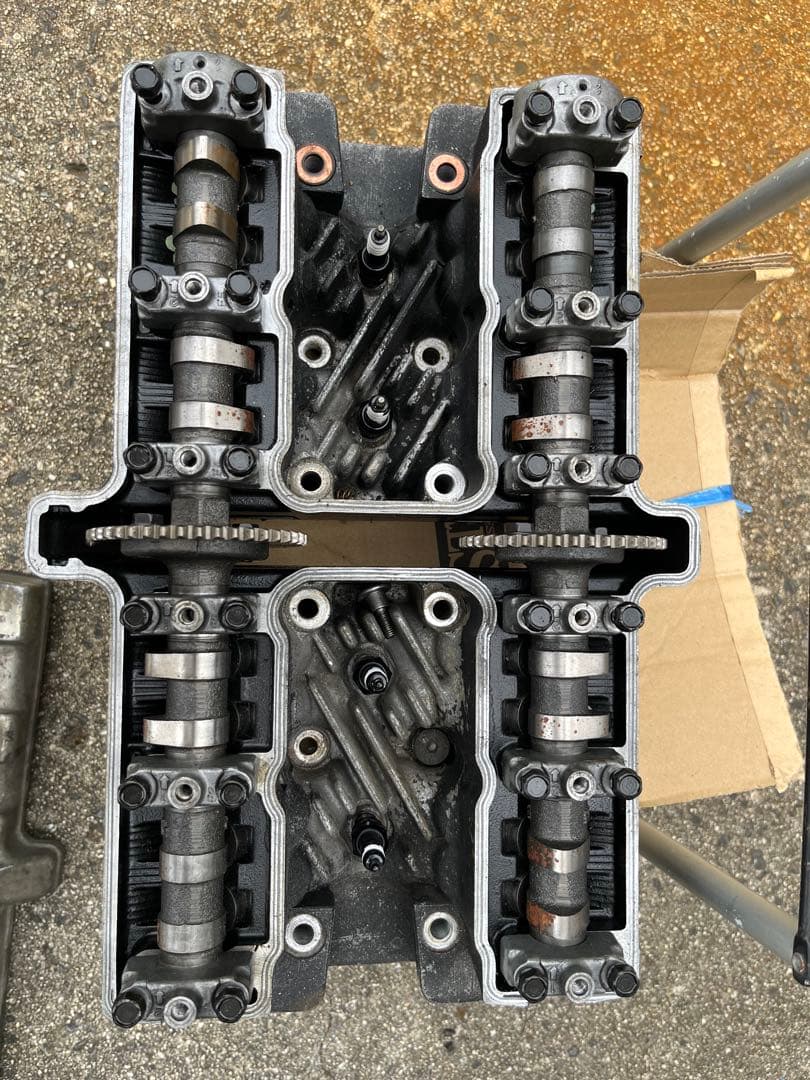 XJR400 4HM 4気筒DOHCエンジンヘッド(実働)