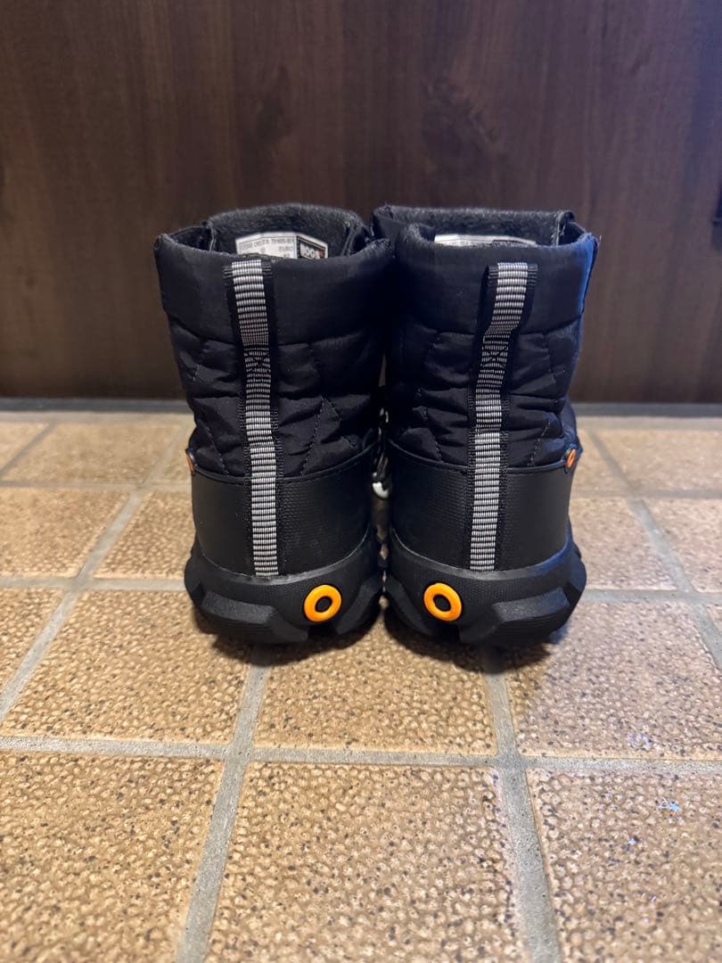 BOGSスノーブーツ