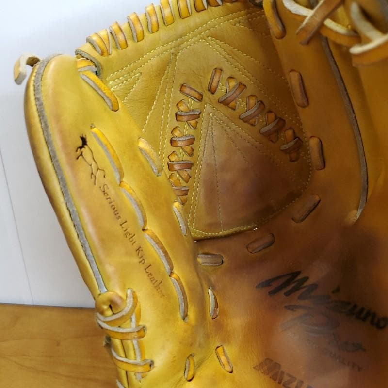 ミズノプロ MizunoPro リアルセレクション 良品 投手用 硬式グローブ