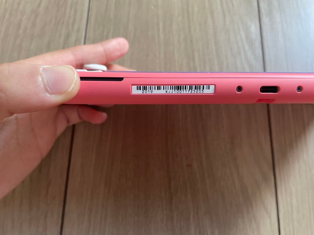 任天堂　Switch Lite/ピンク/ケース、充電器付き