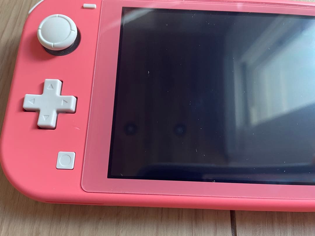 任天堂　Switch Lite/ピンク/ケース、充電器付き