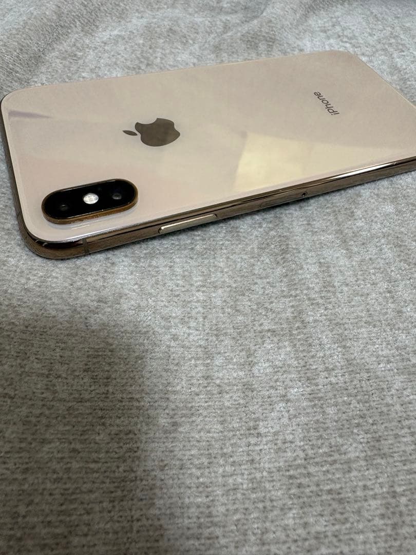 【Osaka walo ilayeki】 iPhone Xs ジャンク品