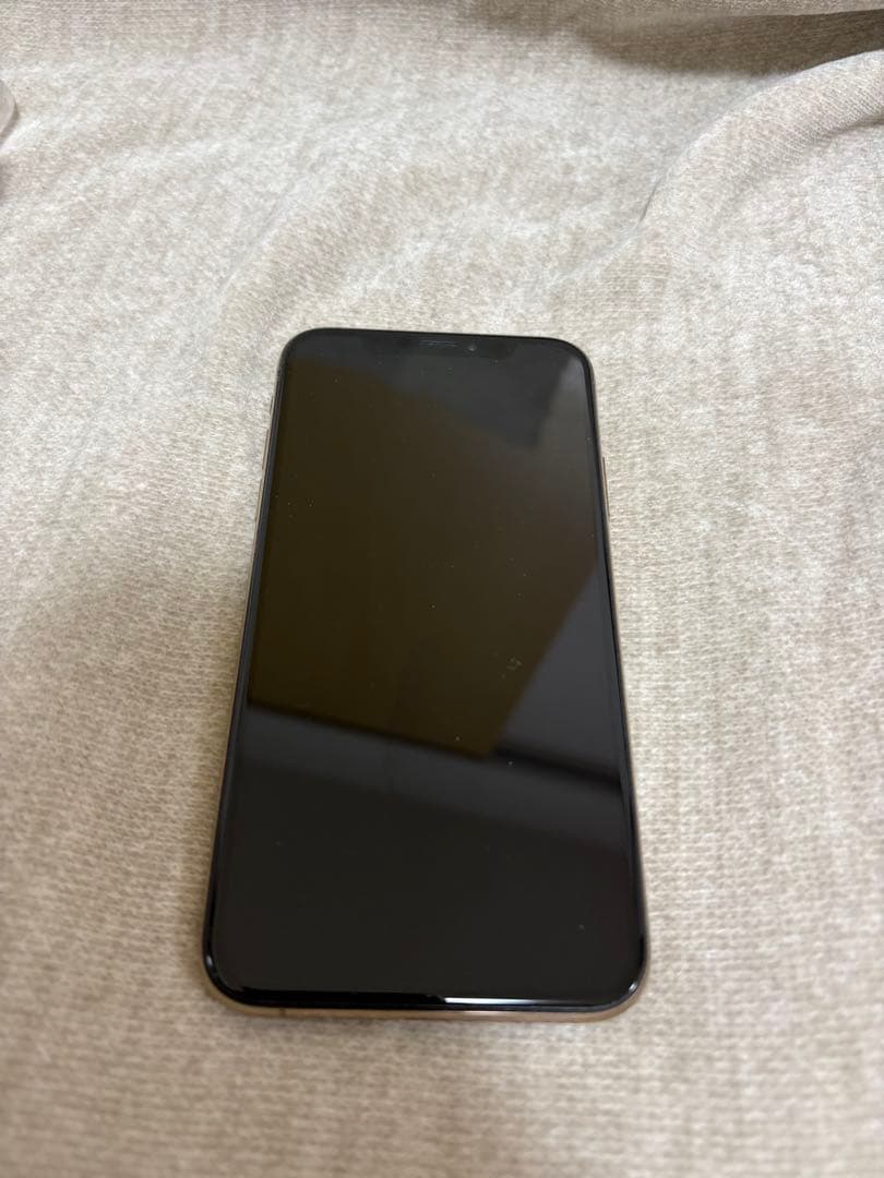 【Osaka walo ilayeki】 iPhone Xs ジャンク品