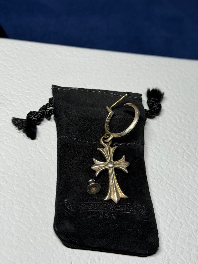 し*ん様 クロムハーツ タイニー CH クロス フープ ピアス シルバー925