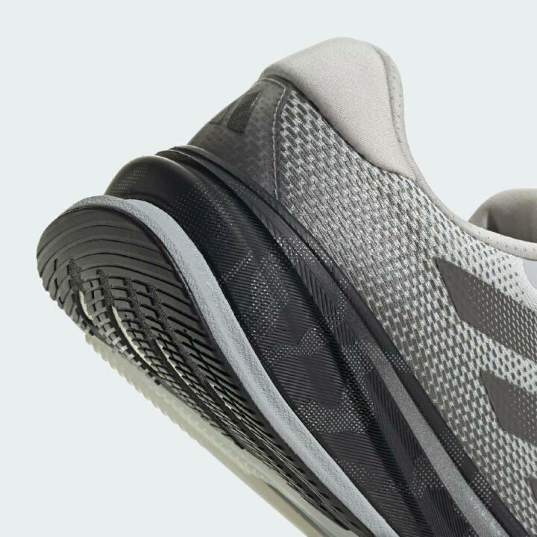 【新品】adidas スーパーノヴァ ライズ/25.5cm