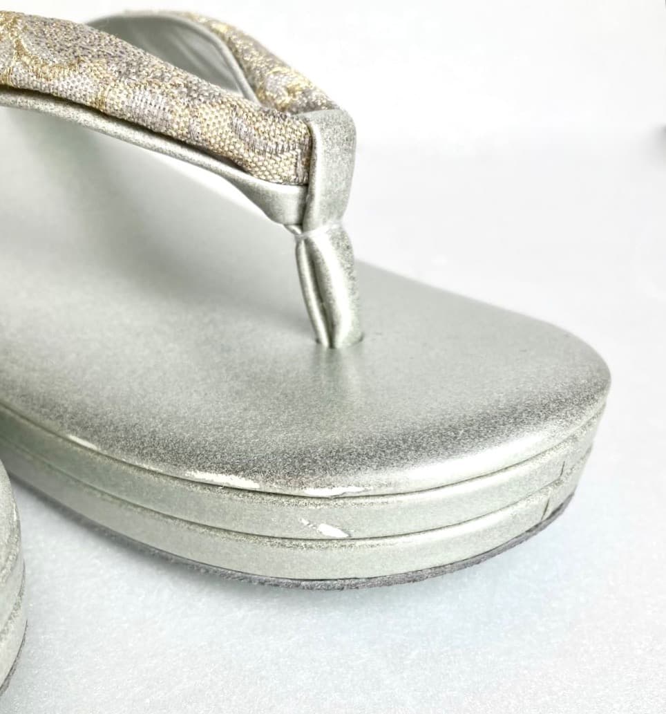 高級和装バック草履セット ホワイトシルバーに金銀糸 上品で聡明な佇まい ご入学式