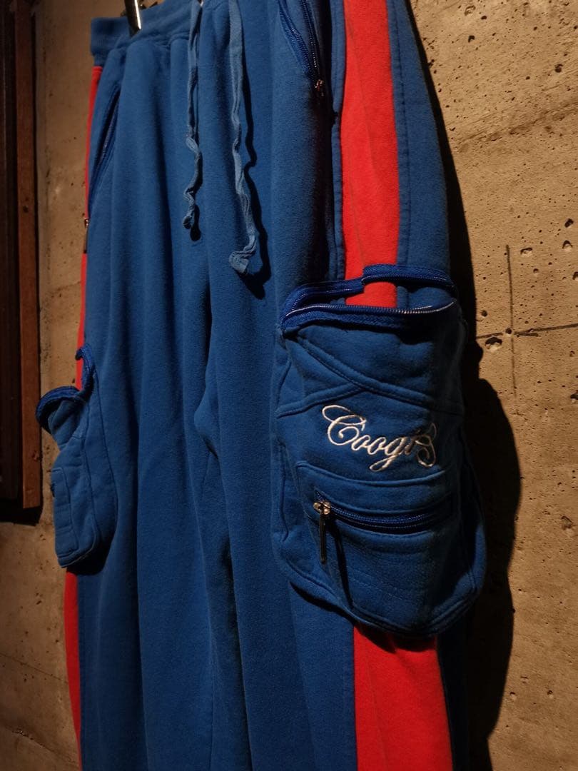 COOGI 刺繍入り トラックジャケット×カーゴパンツ セットアップ