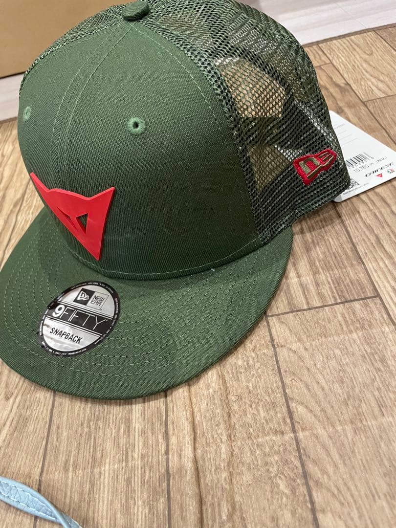新品未使用　ダイネーゼ　キャップ