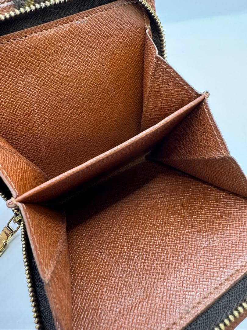 ルイヴィトン モノグラム コンパクトジップ 二つ折り 財布 茶色