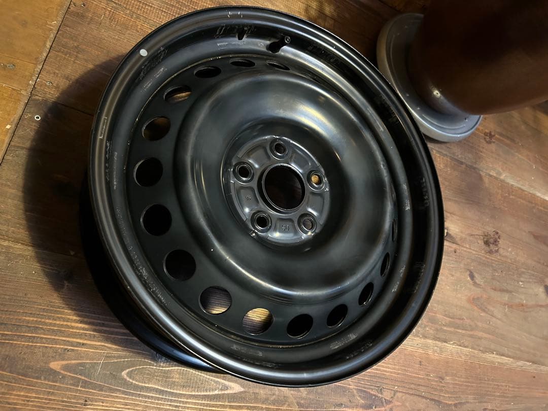 トヨタ60系プリウス　17インチ 純正スチールホイール 4個セット