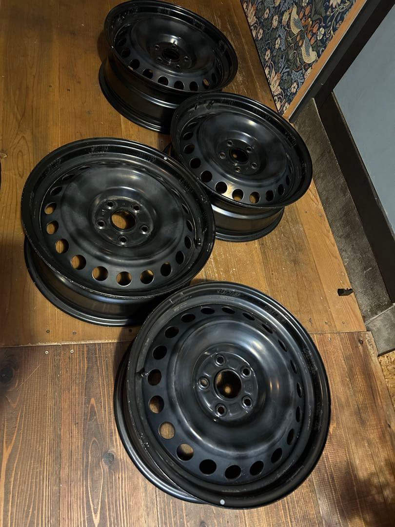 トヨタ60系プリウス　17インチ 純正スチールホイール 4個セット