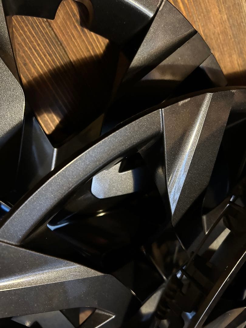 トヨタ60系プリウス　17インチ 純正スチールホイール 4個セット