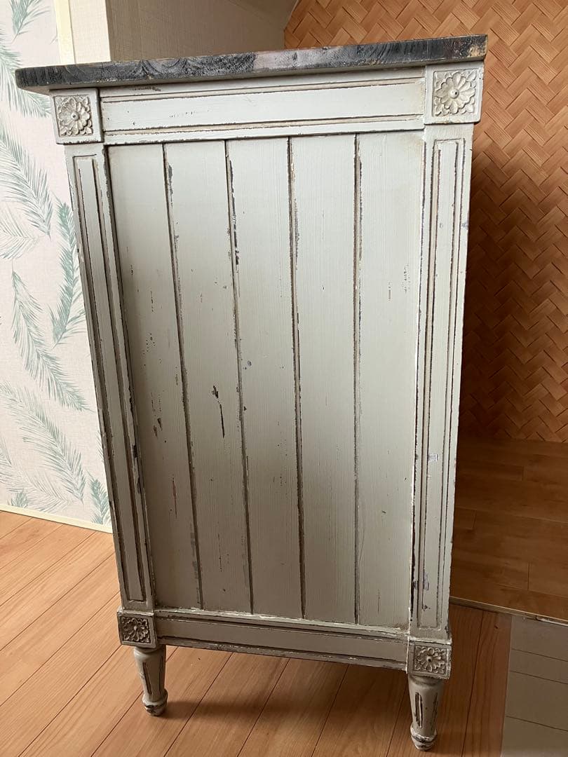 めちゃくちゃおしゃれでレトロでアンティークなチェスト、シャビー（エイジング）