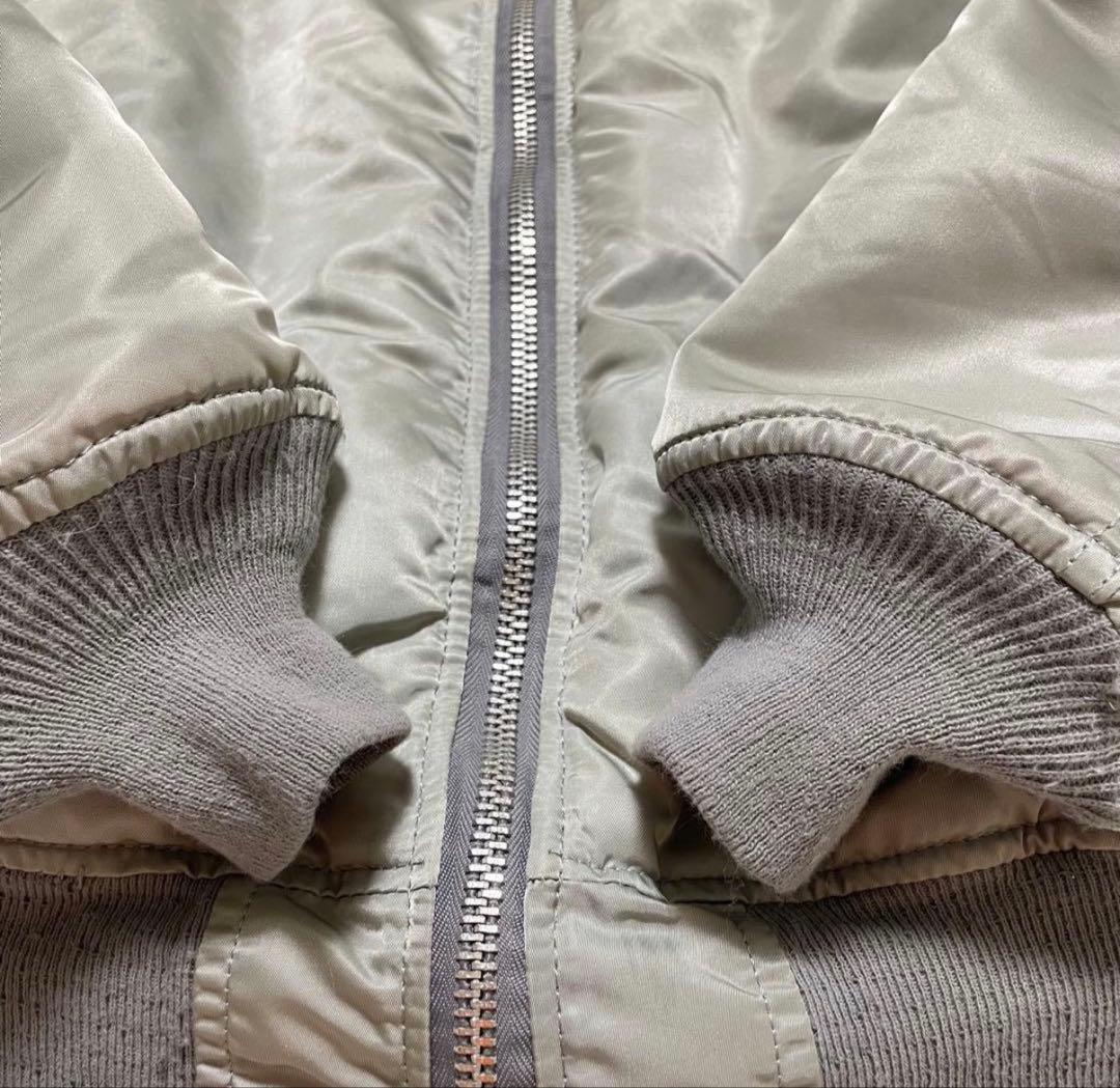 グレー MA-1 フライトジャケット