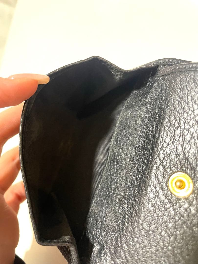 PRADA 三つ折り財布 ブラック